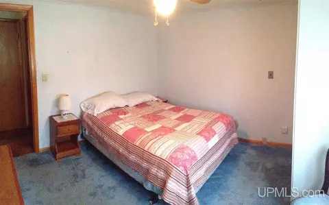 433 W Empire, Ishpeming, MI 49849 photo 11