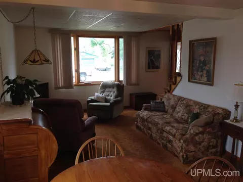 433 W Empire, Ishpeming, MI 49849 photo 6