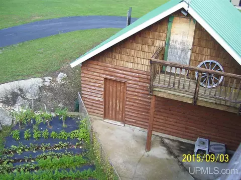 6053 E 5, Bark River, MI 49807 photo 7