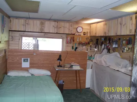 6053 E 5, Bark River, MI 49807 photo 17