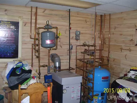 6053 E 5, Bark River, MI 49807 photo 21