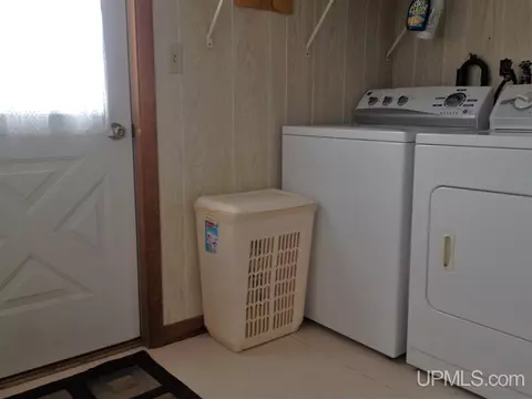 20252 Royce, Hancock, MI 49930 photo 8