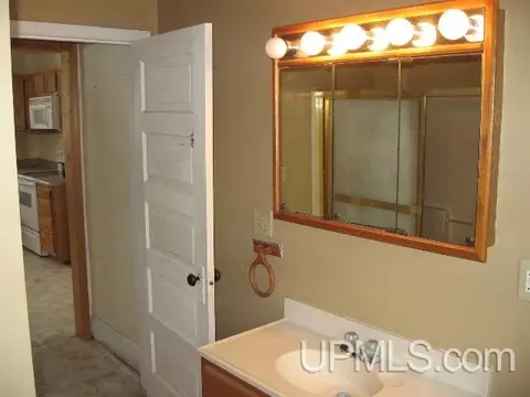 1101 Pierce, Wakefield, MI 49968 photo 5