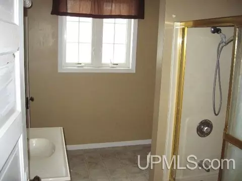 1101 Pierce, Wakefield, MI 49968 photo 6