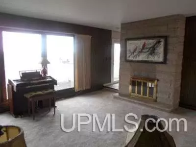 6604 N, Escanaba, MI 49829 photo 11
