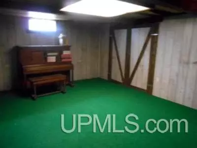 6604 N, Escanaba, MI 49829 photo 30