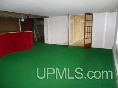 6604 N, Escanaba, MI 49829 photo 23