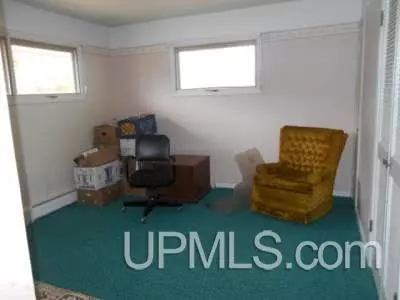 6604 N, Escanaba, MI 49829 photo 17
