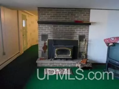 6604 N, Escanaba, MI 49829 photo 26