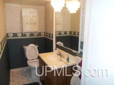 6604 N, Escanaba, MI 49829 photo 31
