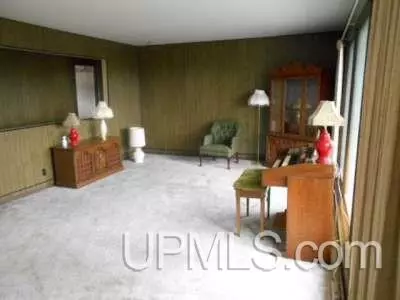 6604 N, Escanaba, MI 49829 photo 10