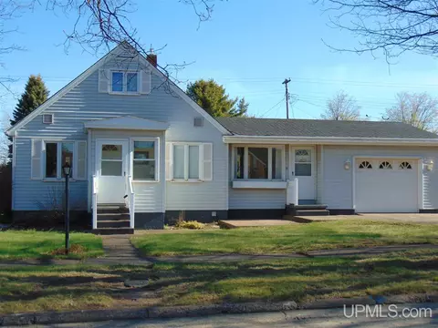 703 Elliott, Ishpeming, MI 49849 photo 1