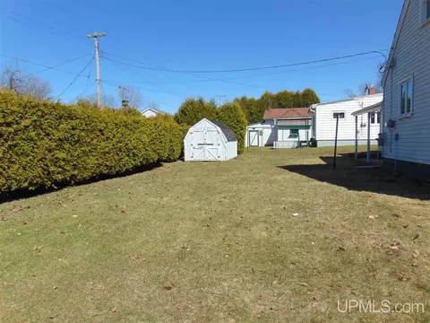 703 Elliott, Ishpeming, MI 49849 photo 14