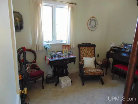 703 Elliott, Ishpeming, MI 49849 photo 9
