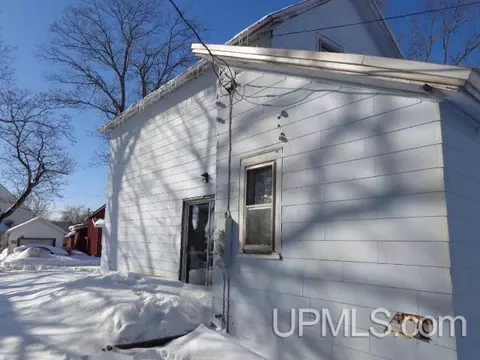 103 New York, Ishpeming, MI 49849 photo 18