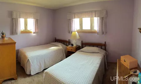 2016 Jackson, Ishpeming, MI 49849 photo 8
