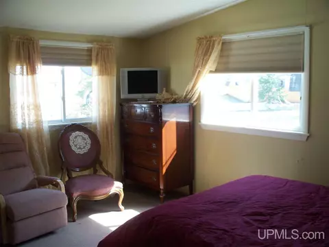 54 Maple, White Pine, MI 49971 photo 11