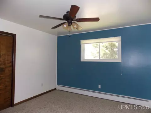 301 Brady, L'anse, MI 49946 photo 9