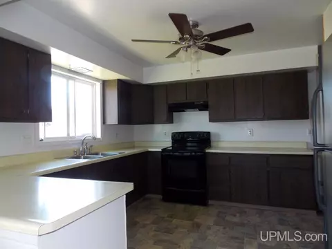 301 Brady, L'anse, MI 49946 photo 3