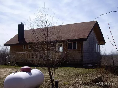 8045 N Billie Helmer, Deerton, MI 49822 photo 2