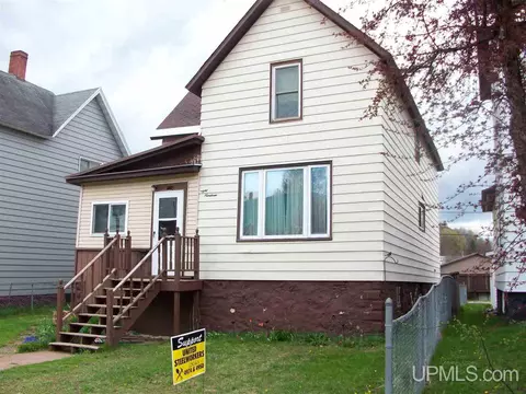 819 N N Pne, Ishpeming, MI 49849 photo 1