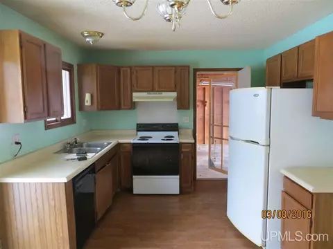 n6983 Chapel Drive, Munising, MI 49862 photo 3