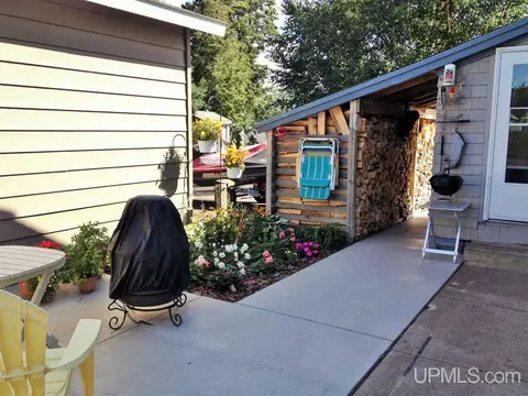 181 Center, Mohawk, MI 49950 photo 18