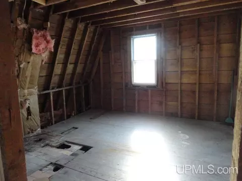 109 E Chocolay, Munising, MI 49862 photo 12