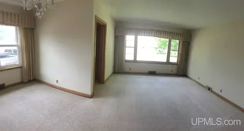 762 Juniper, Ishpeming, MI 49849 photo 4