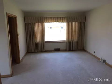 762 Juniper, Ishpeming, MI 49849 photo 6