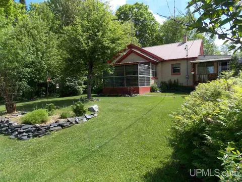 25391 Pine, Covington, MI 49919 photo 1