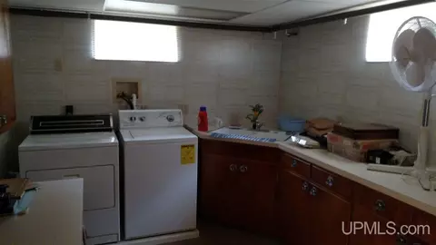 209 N Third, Ishpeming, MI 49849 photo 12