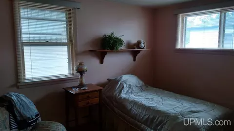 209 N Third, Ishpeming, MI 49849 photo 9