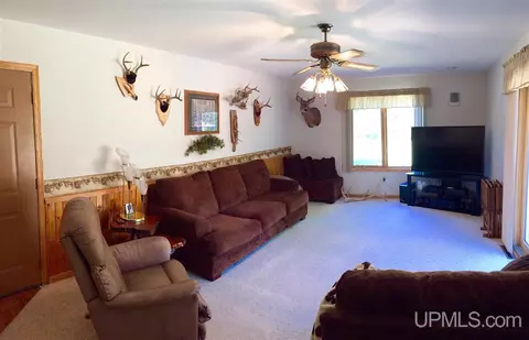 57 North Cp, Ishpeming, MI 49849 photo 12