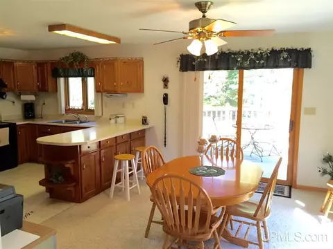 57 North Cp, Ishpeming, MI 49849 photo 4