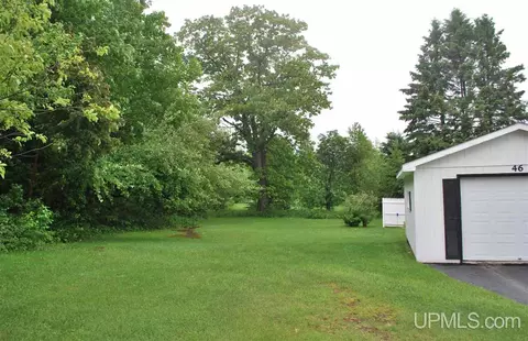 46 3rd, South Range, MI 49963 photo 3