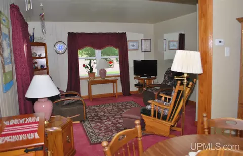46 3rd, South Range, MI 49963 photo 15