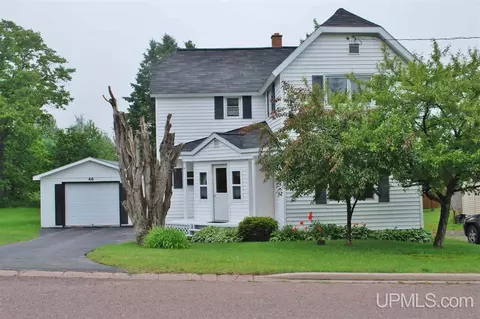 46 3rd, South Range, MI 49963 photo 2