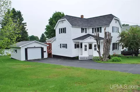 46 3rd, South Range, MI 49963 photo 1