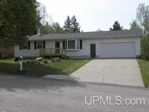 1071 E Riverview, Ishpeming, MI 49849 photo 1