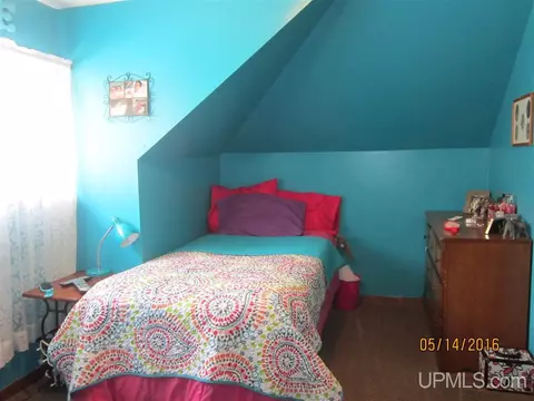211 Cherry, Munising, MI 49862 photo 23