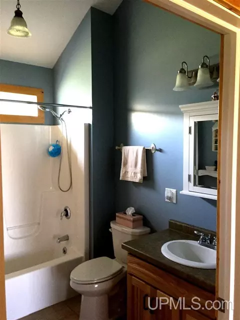 91 N Whealkate, South Range, MI 49963 photo 13