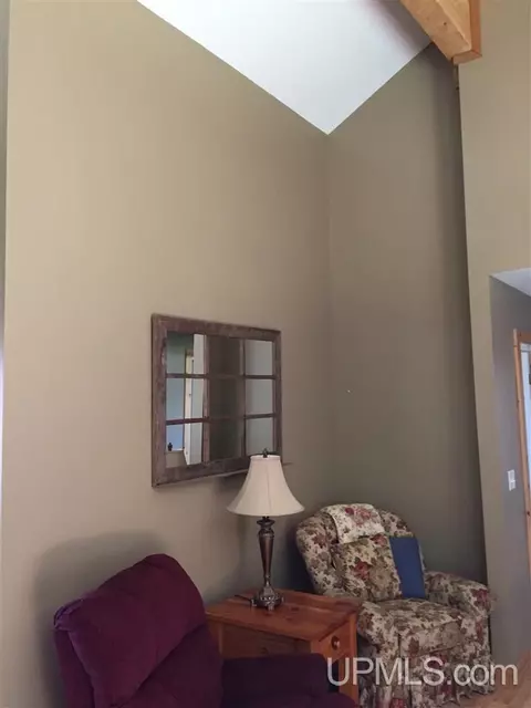 91 N Whealkate, South Range, MI 49963 photo 9