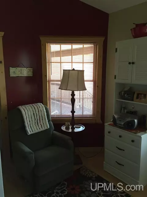 91 N Whealkate, South Range, MI 49963 photo 12