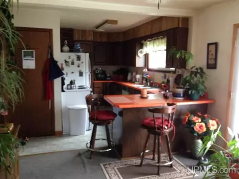 648 Poplar, Ishpeming, MI 49849 photo 12