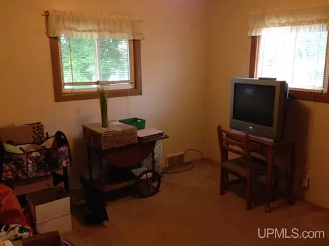 648 Poplar, Ishpeming, MI 49849 photo 17