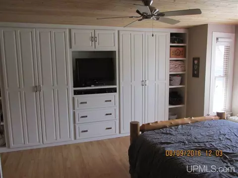 725 N First, Ishpeming, MI 49849 photo 18