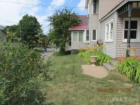 725 N First, Ishpeming, MI 49849 photo 27