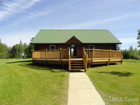 1378 Sa, Cornell, MI 49818 photo 3