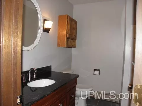 225 S Marigold, Ishpeming, MI 49849 photo 13